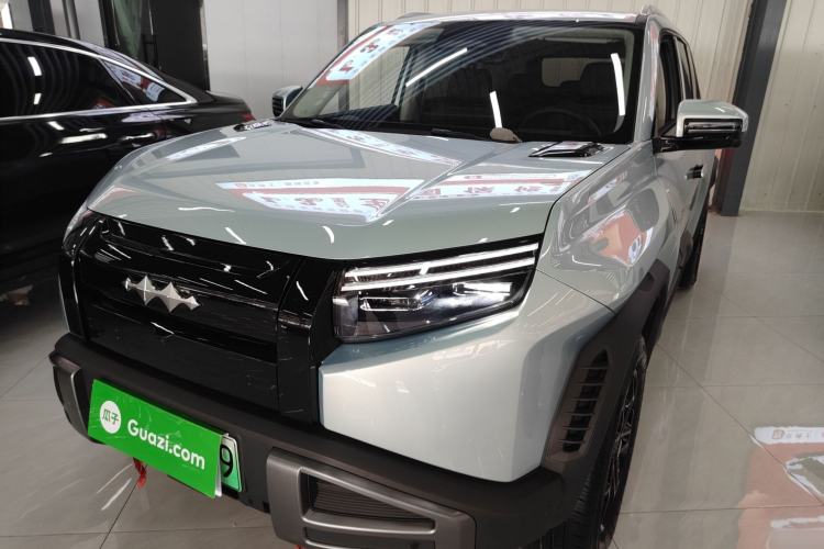 Used Formula Leopard Titanium 3 2025 501 km Range Rear-Wheel Drive Intelligent Driving Max Edition