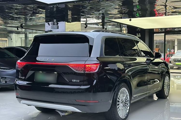 Used Hima AITO M9 2024 Range-Extended Ultra Version 42 kWh 6-Seater Model
