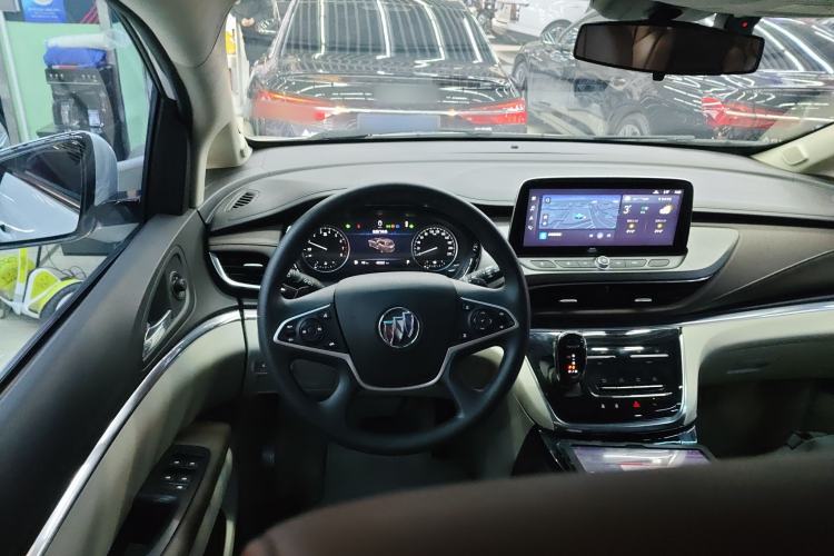 Used Buick GL8 2023 Land Executive Class Smart Enjoyment Model
