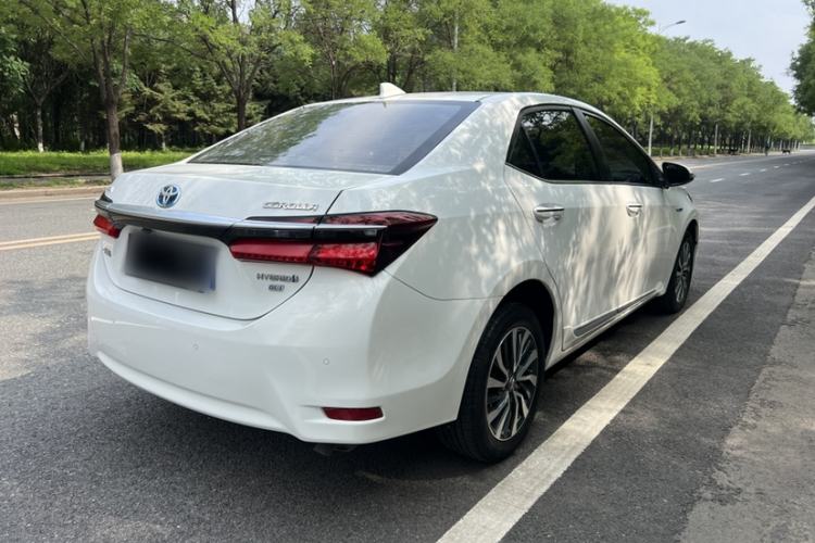 Used Toyota Corolla 2017 Revised Dual-Engine 1.8L E-CVT Elite Edition
