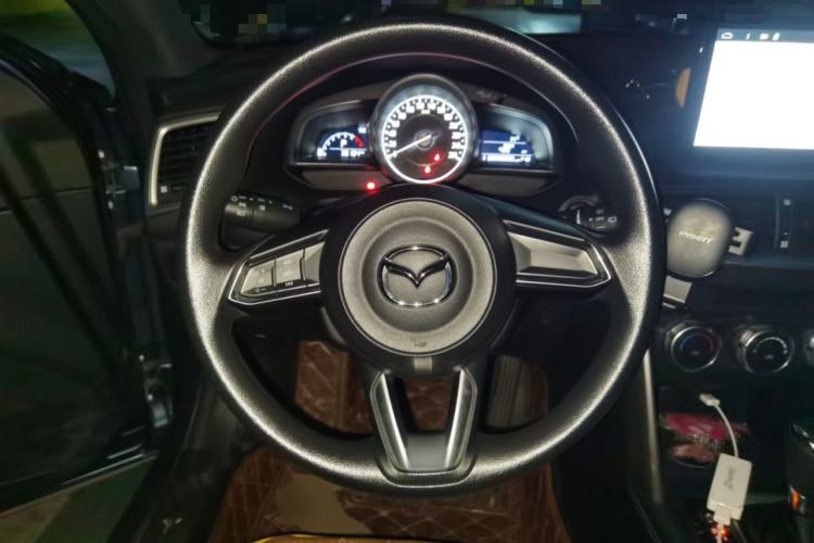 Used Mazda CX-4 2018 2.0L Automatic Two-Wheel Drive Blue Sky Dynamic Version China V Standard
