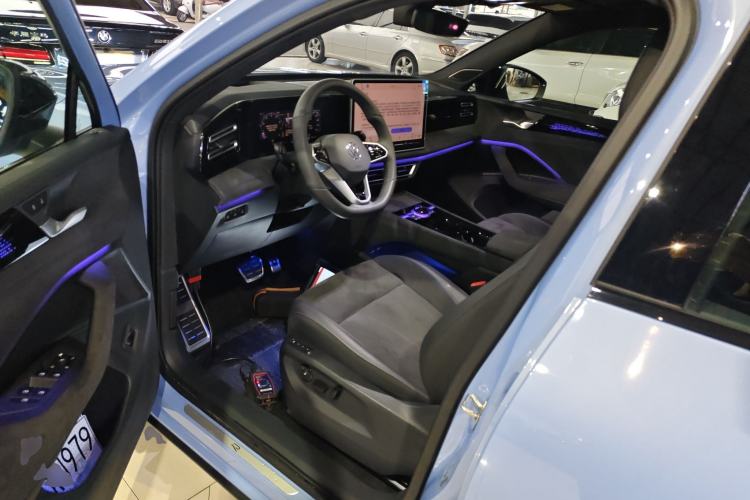 Used Volkswagen Tiguan L 2024 PRO 380TSI Four-Wheel Drive R-Line Prestige Edition
