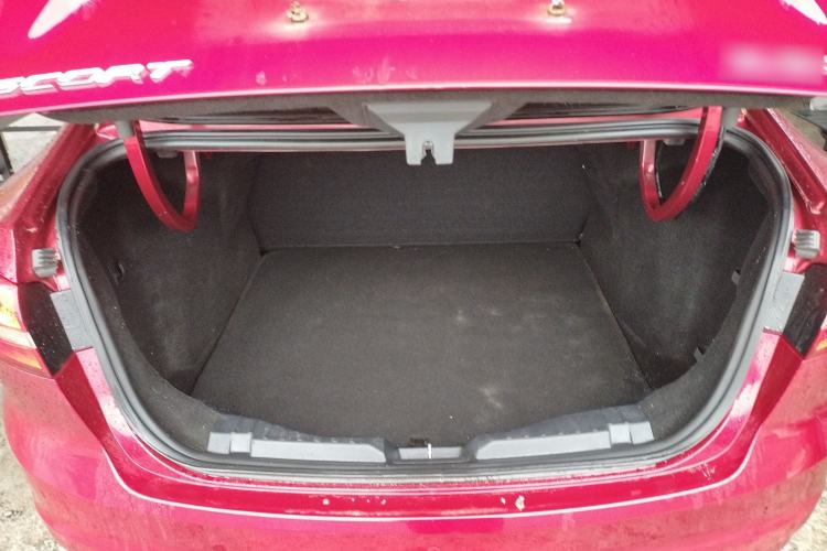 Used Ford Escort 2017 Happiness Edition 1.5L Automatic Fashion Version
