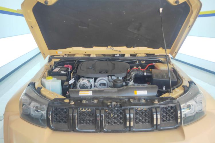 Used Beijing Auto BJ40 2019 2.3T Automatic Four-Wheel Drive Ring the Tower Champion Edition China VI
