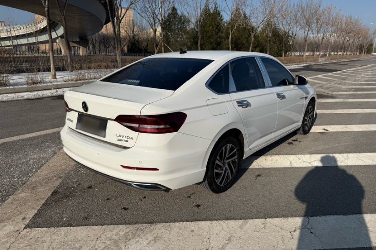 Used Volkswagen Lavida 2022 1.5L Automatic Comfort Edition
