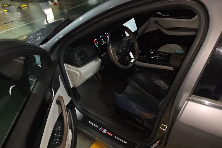 Used BYD Qin PLUS 2024 HONOR Edition DM-i 55KM Leading Model