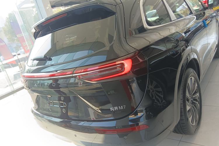 Used Hima AITO M7 2024 1.5T Rear-Drive Plus Version 5 Seats
