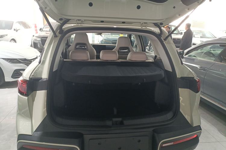 Used BYD Yuan UP 2025 Intelligent Driving Version 401 km Beyond-Range Edition