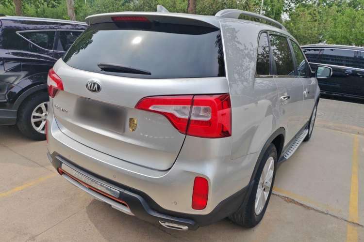 Used Kia Sorento 2013 2.4L 5-Seater Gasoline Supreme Edition
