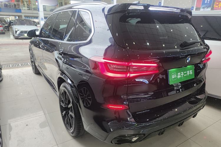 Used BMW X5 2022 Restyled xDrive 30Li Luxury Version M Sport Package