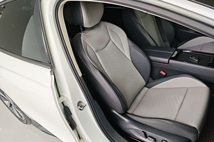 Used Volkswagen ID.7 VIZZION 2024 AIR model