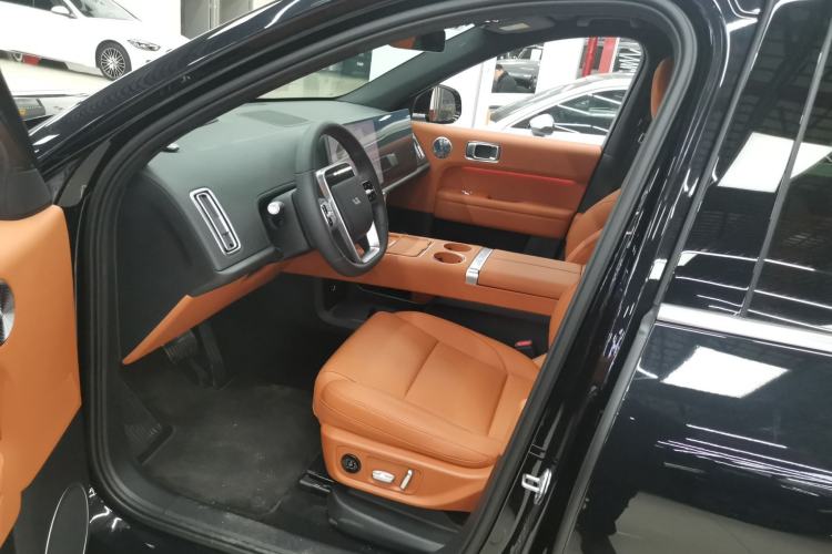 Used Li Auto L6 2025 Max Smart Refresh Edition
