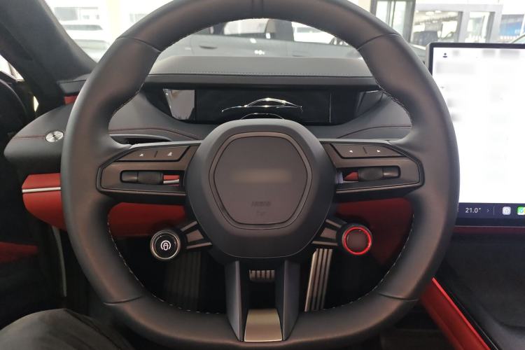 Used  SU7 2024 Four-Wheel Drive Ultra-Long Range Advanced Intelligent Driving Max Edition
