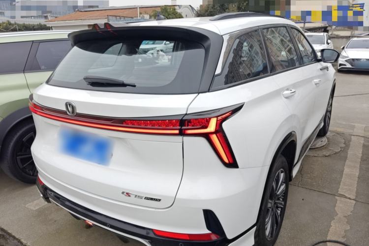 Used Changan CS75 PLUS 2024 3rd Generation Champion Edition 1.5T Intelligent Drive Dynamic Model
