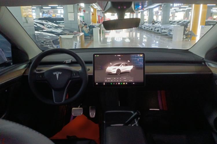 Used Tesla Model Y 2022 Rear-Wheel-Drive Version