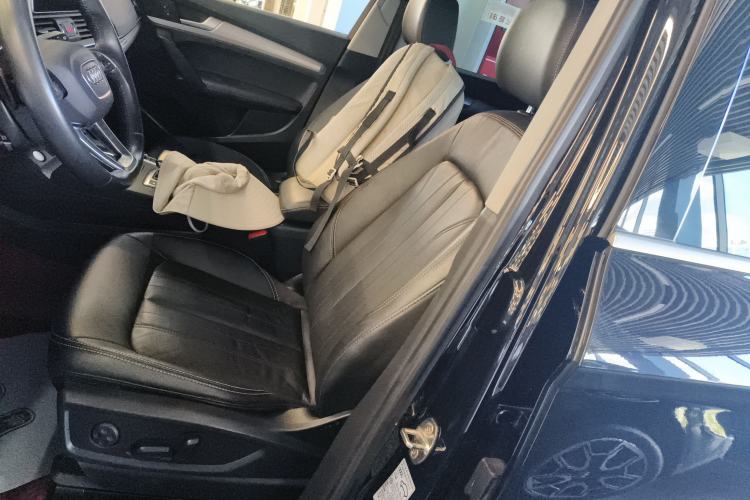 Used Audi Q5L 2020 Updated 40 TFSI Prestige Fashion Edition
