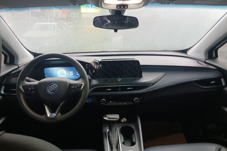 Used Buick Velite 6 2023 430km Range Commuter Version
