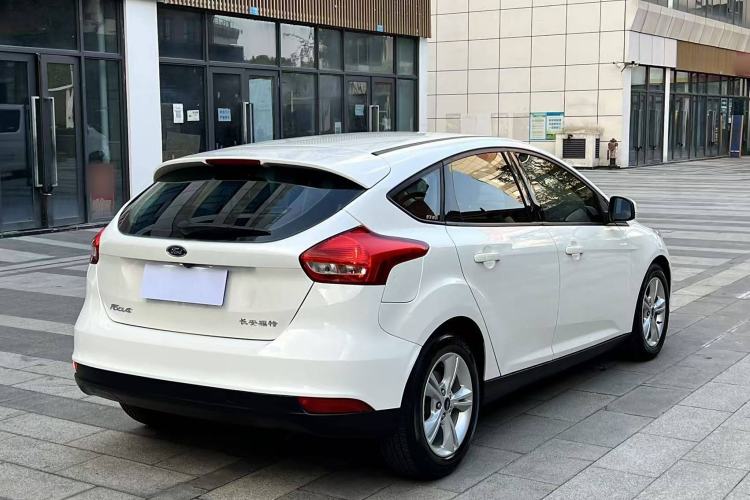 Used Ford Focus 2017 Hatchback 1.6L Automatic Comfort Plus SmartDrive Edition
