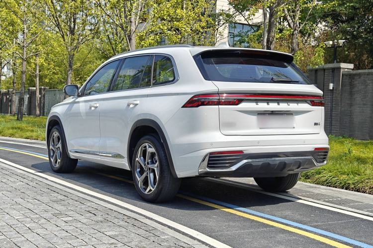 Used Geely Auto Monjaro L 2024 2.0TD High-Power Automatic Two-Wheel Drive Yunqi Version
