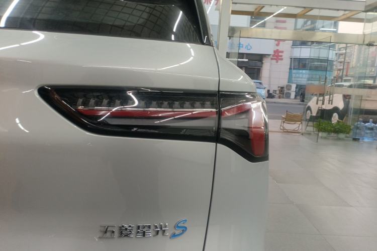 Used Wuling Xingguang S 2024 130 km Flagship Version
