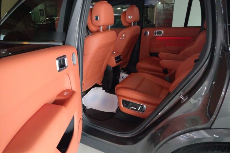 Used Li Auto L8 2023 Pro Model
