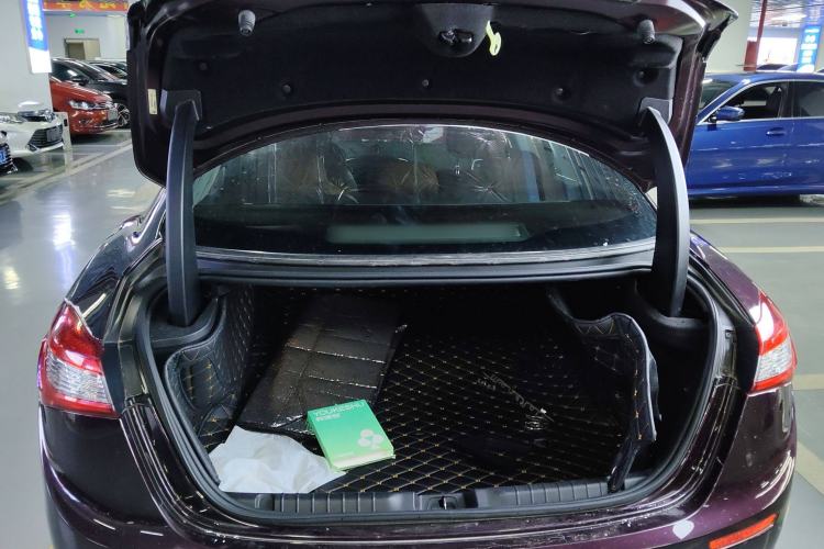 Used Maserati Ghibli 2014 3.0T Standard Edition
