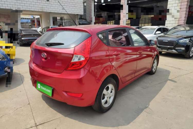 Used Hyundai Verna Ray 2016 1.4L Automatic Leading-Edge GLX
