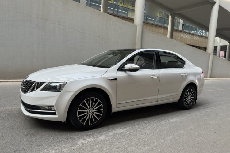 Used Skoda Octavia 2018 TSI230 DSG Luxury Edition