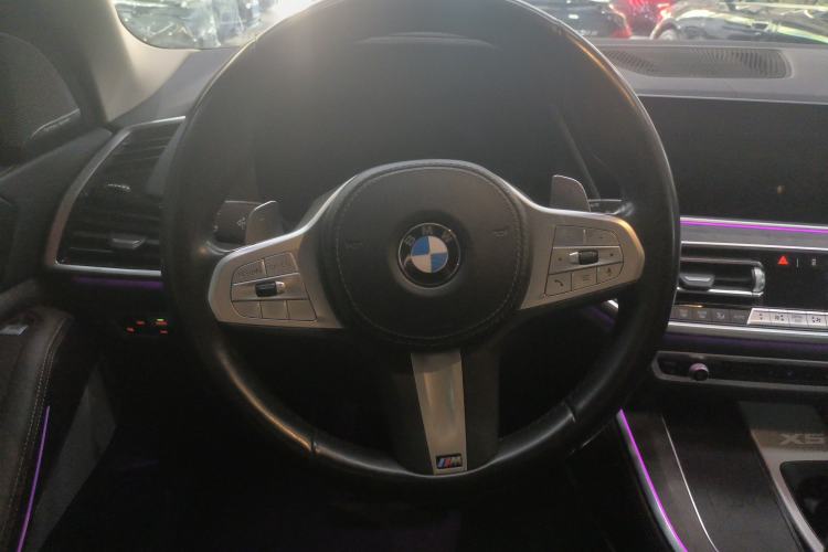 Used BMW X5 2022 Restyled xDrive 30Li Luxury Version M Sport Package