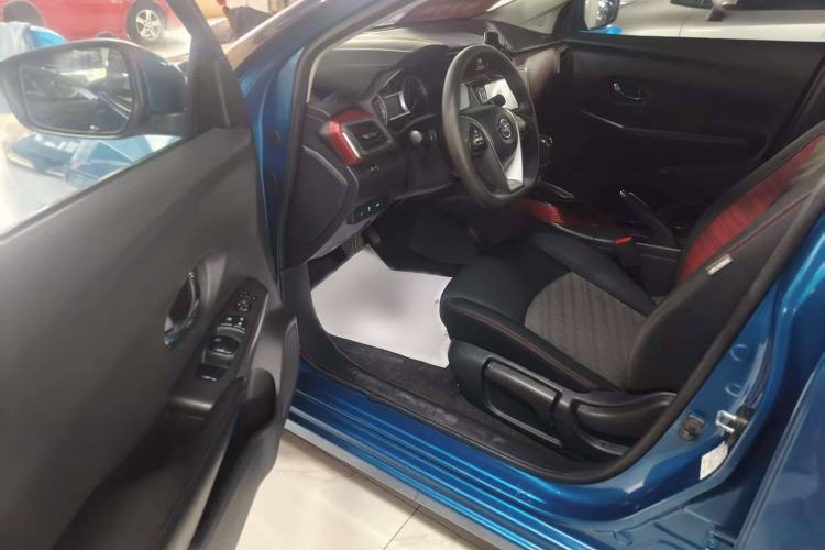 Used Nissan Lannia 2016 1.6L CVT Smart Cool Edition
