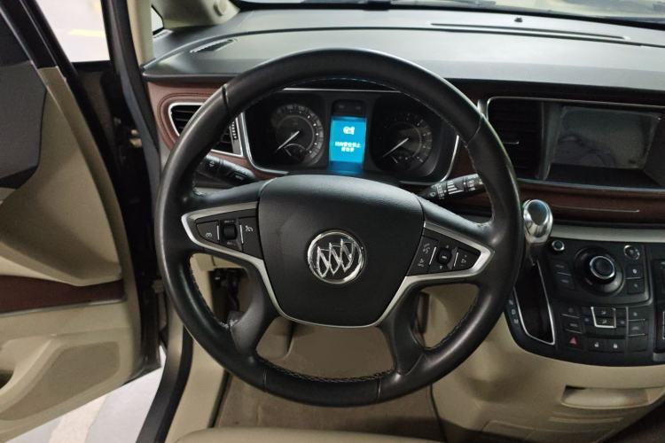 Used Buick GL8 2018 28T Luxury Model China VI Standard