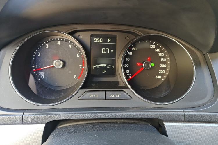 Used Volkswagen Gran Lavida 2017 230TSI DSG Comfort Edition
