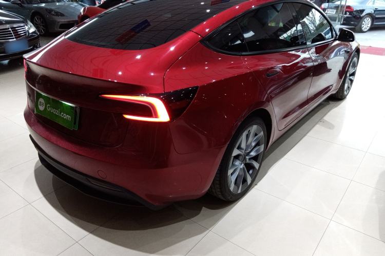 Used Tesla Model 3 2023 Long-Range All-Wheel-Drive Version
