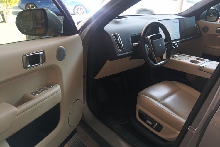 Used Li Auto L9 2022 Max model
