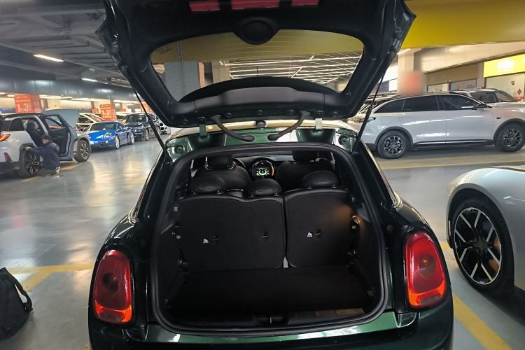 Used  MINI 2015 1.5T COOPER Fun Five-Door Edition
