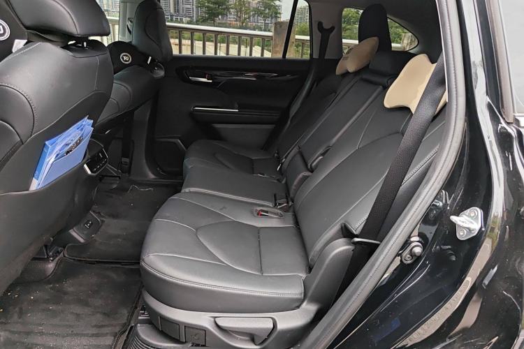 Used Toyota Highlander 2023 2.5L Smart Electric Hybrid Dual-Engine Four-Wheel Drive Prestige Version – 7 Seats
