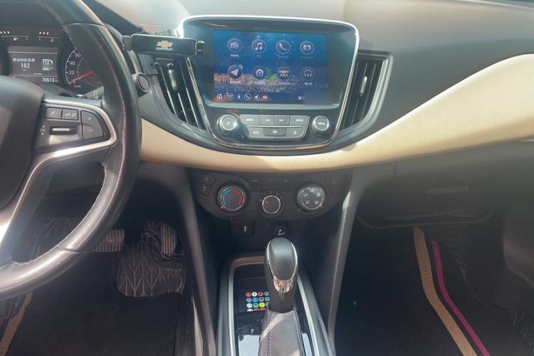 Used Chevrolet Monza 2022 320 Automatic Enjoyment Sunroof Version
