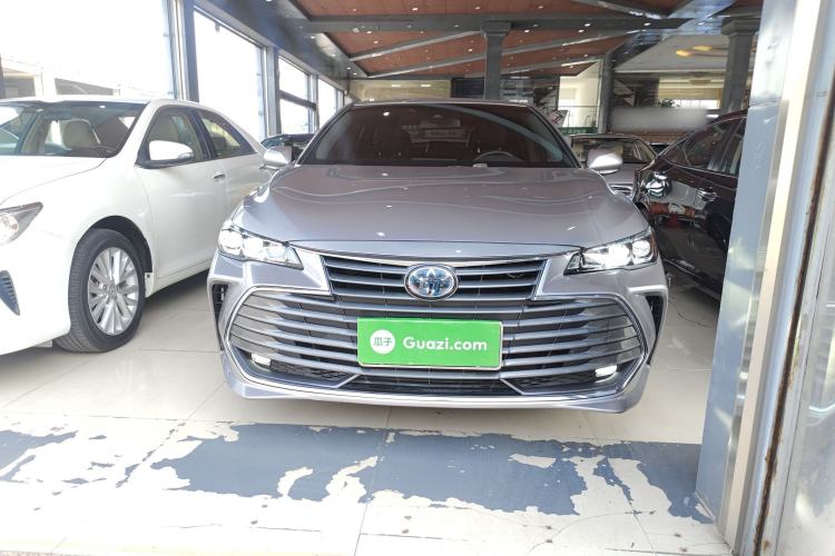 Used Toyota Avalon 2019 Dual-Engine 2.5L Luxury Edition China VI Standard
