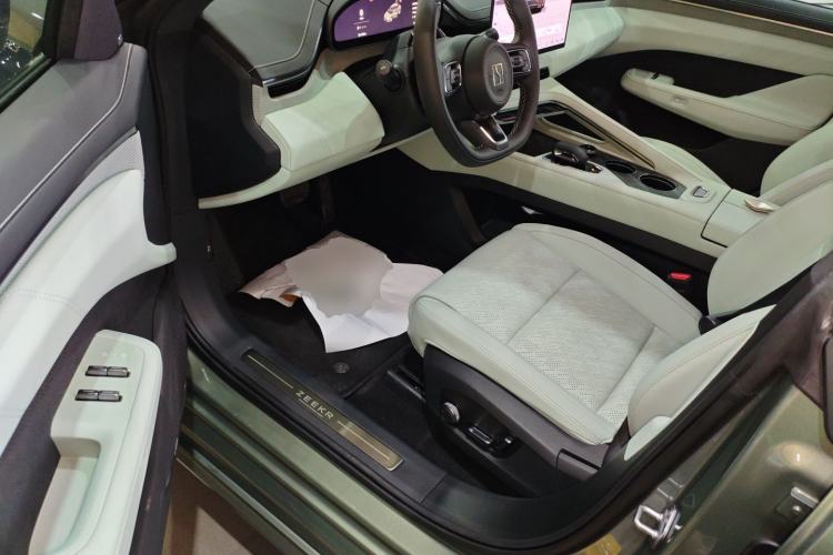 Used Zeekr 001 2025 WE Edition 100 kWh Rear-Wheel Drive