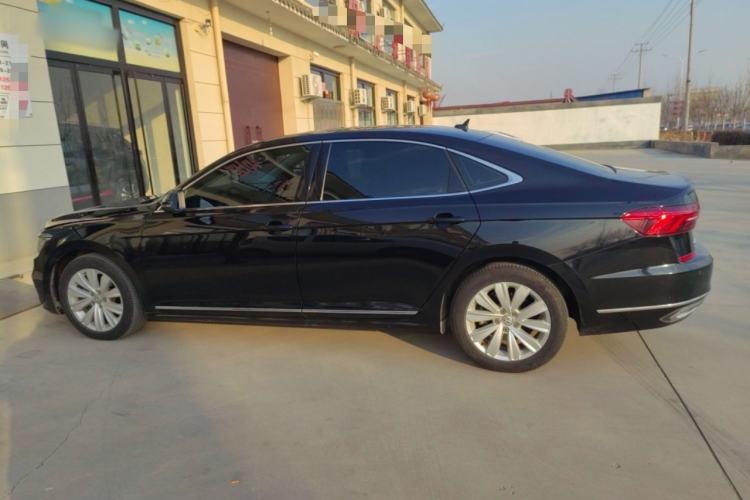 Used Volkswagen Passat 2020 330TSI Elite Edition China VI
