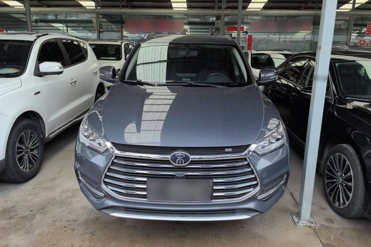 Used BYD Song 2021 Classic Edition 1.5T Manual Luxury Model
