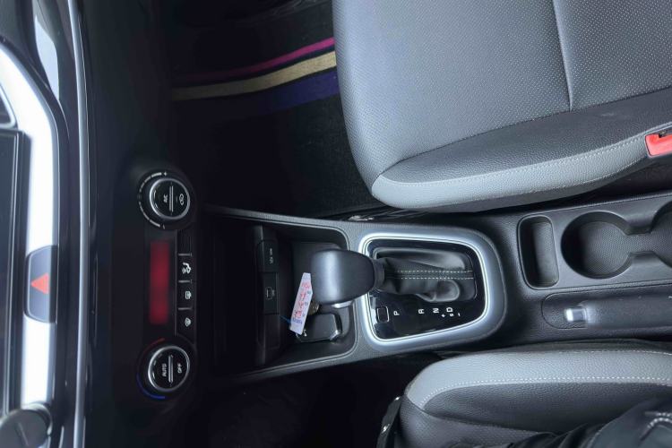 Used Kia kx1 Stonic 2021 1.4L CVT Sunroof Model