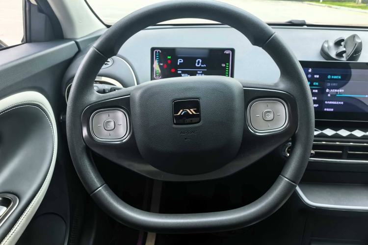 Used  3 2024 Zhi'ai Edition 330km Lite