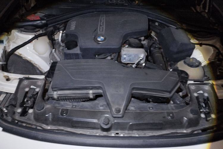 Used BMW 3 Series 2014 320Li Fashion Model
