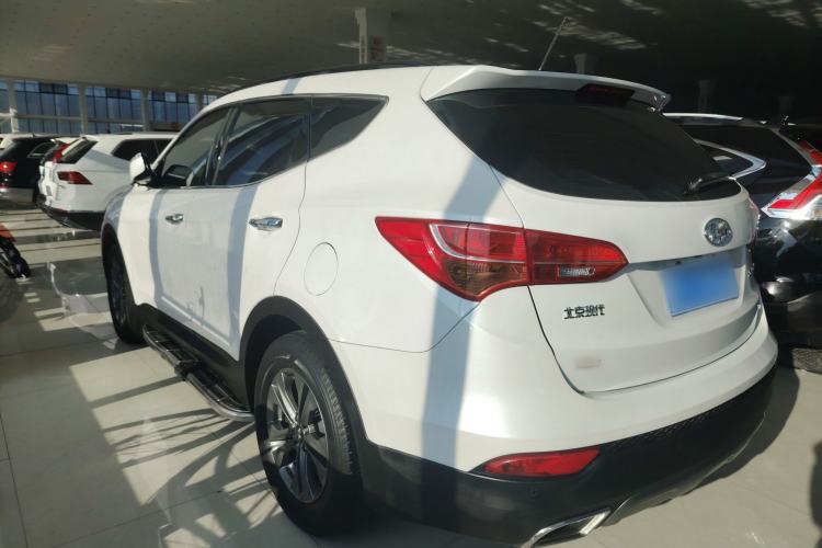 Used Hyundai Santa Fe 2013 Revised Version 2.4L Automatic All-Wheel Drive Smart Type
