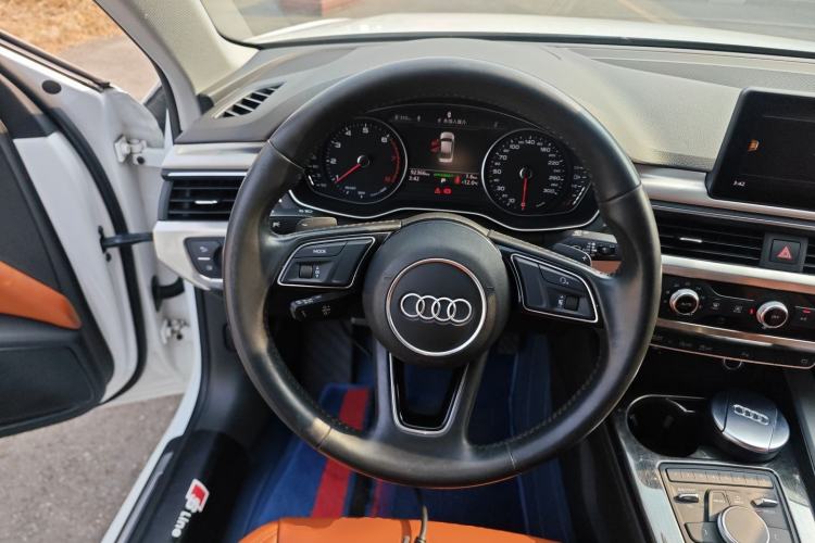 Used Audi A4L 2018 30th Anniversary Edition 40 TFSI Trendy Model
