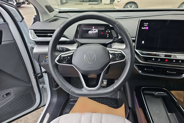 Used Volkswagen ID.6 X 2023 Upgraded Version Kinetic All-Wheel Drive Edition
