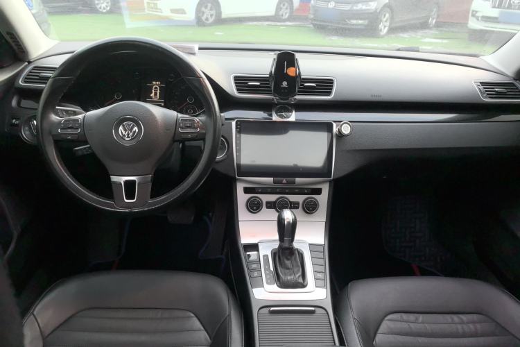 Used Volkswagen Magotan 2013 1.8TSI Luxury Model
