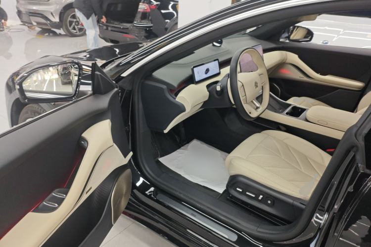 Used Nio ET5T 2025 75 kWh Touring