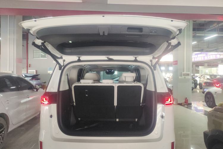 Used VOYAH Dream 2025 PHEV Four-Wheel-Drive Flagship Version – Qiankun Edition